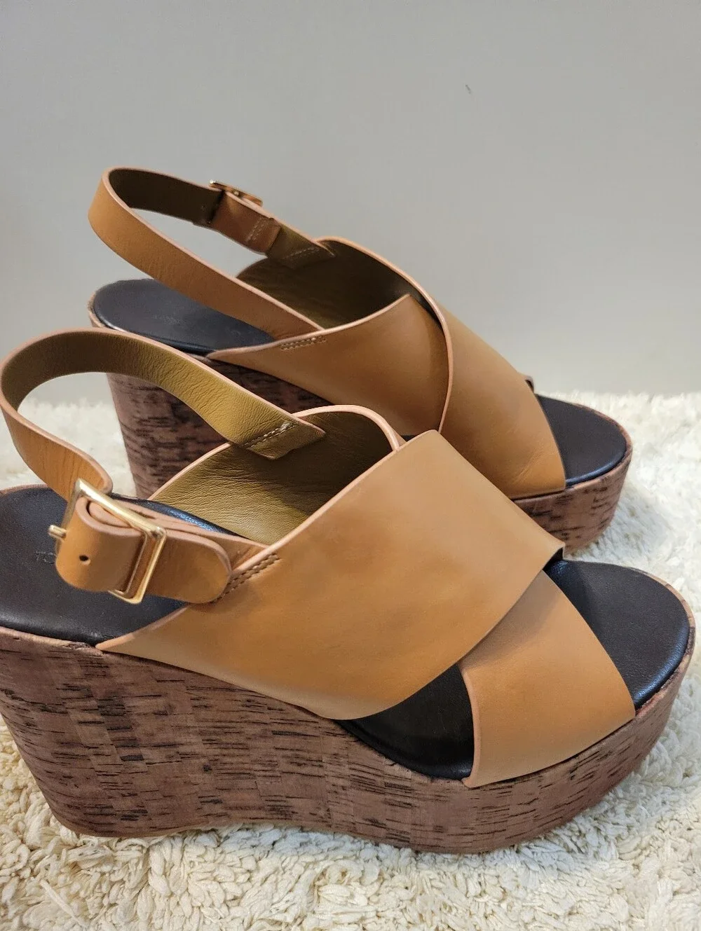 Tony Bianco Vogue Tan Como Wedged Sandals Size 10